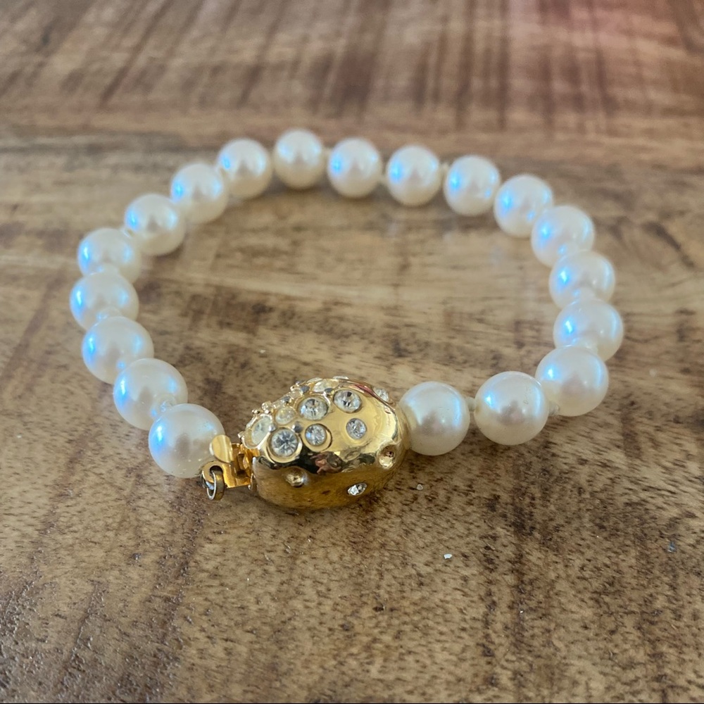 Vintage Givenchy Pearl Bracelet
